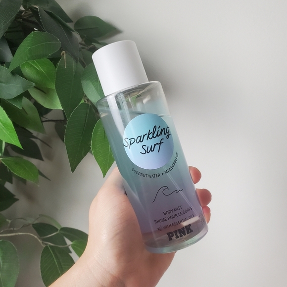 PINK Victoria's Secret Other - 💙 Sparkling Surf Victoria's Secret PINK 8.4oz Coconut Water Mandrin Pop